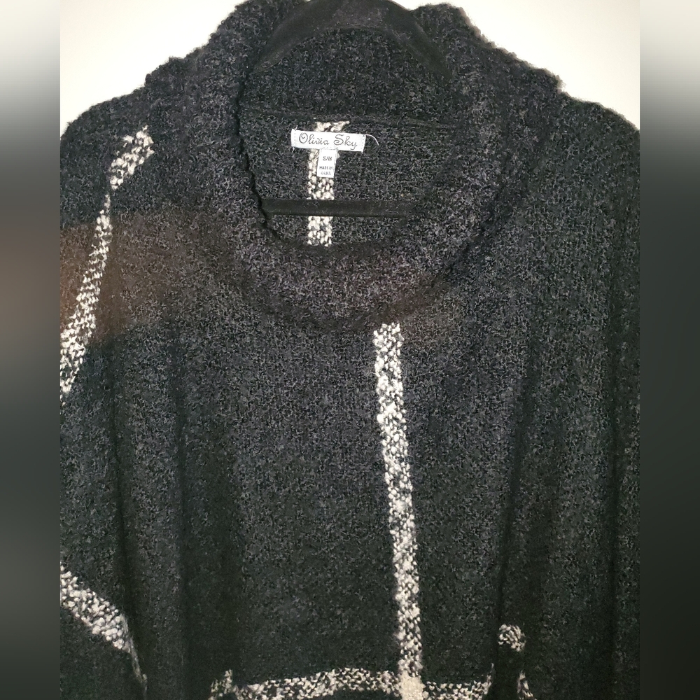 Lightweight Knit Pancho Size S/M Cowl Neck By Oli… - image 2